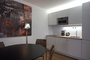 Comfort Apartment, 1 Bedroom (Amália) | Private kitchenette | Fridge, cookware/dishes/utensils, freezer
