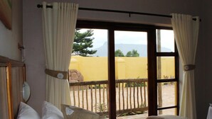 Room - Flintstones Guest House Cape Town (Cape Town)