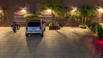 Free self parking