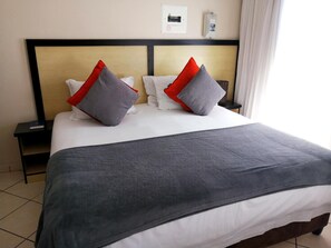 Free WiFi, bed sheets - Seagull Lodge (Richards Bay)