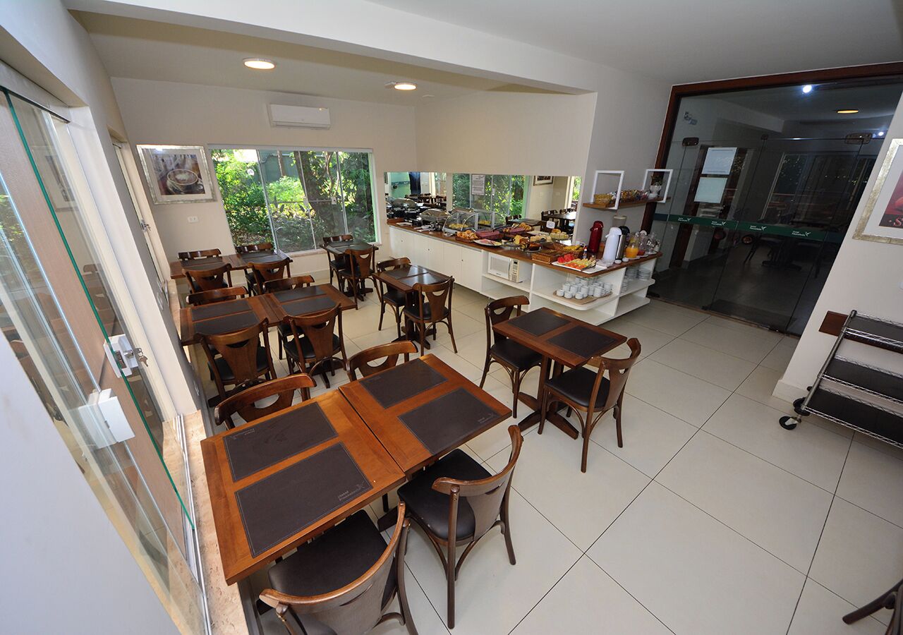 Desayuno bufé gratuito y diario