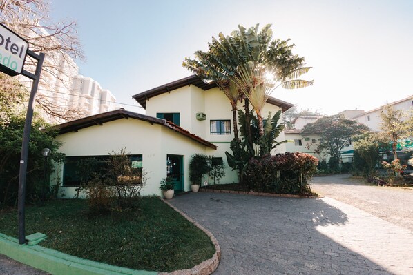 Front of property - Hotel Passaledo (Indaiatuba)