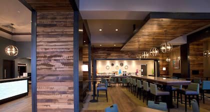 Hampton Inn & Suites Downtown St. Paul