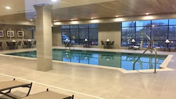 Indendørs pool, liggestole