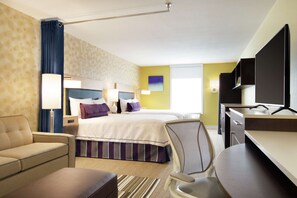 Ylelliset vuodevaatteet, työpöytä