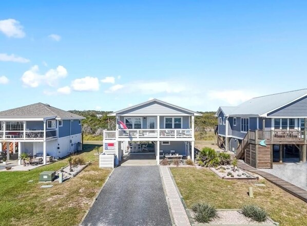 House, 3 Bedrooms | Exterior