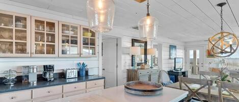 House, 3 Bedrooms | Dining