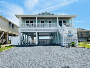 House, 4 Bedrooms | Exterior