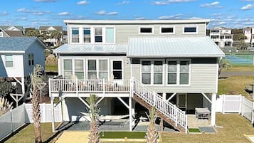 House, 3 Bedrooms | Exterior