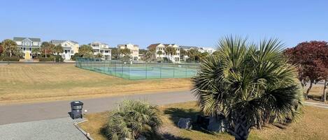 Casa, 3 habitaciones | Cancha deportiva