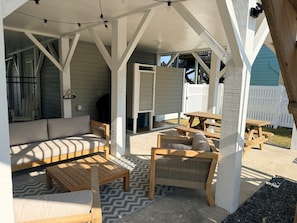 House, 3 Bedrooms | Terrace/patio