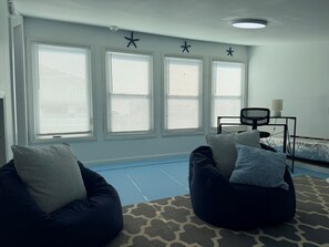House, 3 Bedrooms | Interior - How Sweet The Sound 3 Bedroom Home by RedAwning (Supply)
