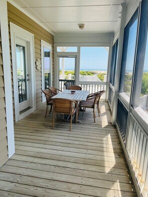 Casa, 6 habitaciones | Restaurante al aire libre