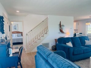 House, 4 Bedrooms | Living area | TV