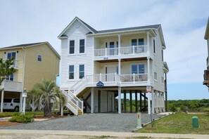 House, 4 Bedrooms | Exterior
