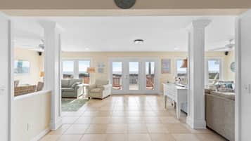 Maison, plusieurs chambres | Intérieur