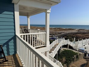 Hus, flere soverom | Overnattingsstedets uteområder