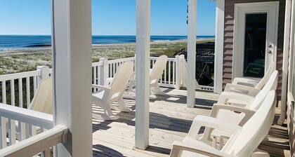 License To Chill 4 Bedroom Home by RedAwning