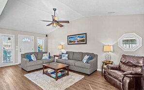 House, 3 Bedrooms | Living area | Flat-screen TV, DVD player