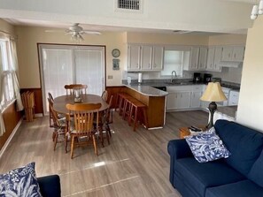 House, 3 Bedrooms | Interior