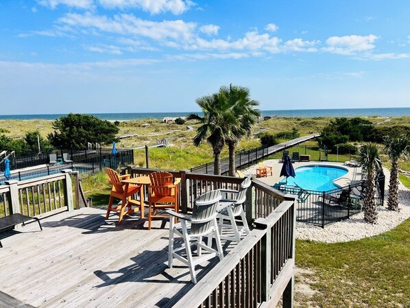 House, 5 Bedrooms | Outdoor dining