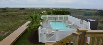 Raising The Bar 5 Bedroom Home by RedAwning