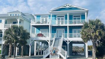 House, 4 Bedrooms | Exterior