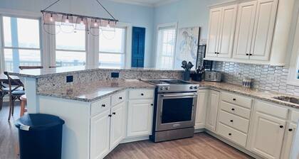 Sunny Times 4 Bedroom Home by RedAwning