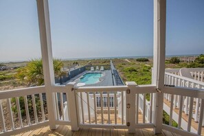 House, 6 Bedrooms | Property grounds - Three Girls 5 Bedroom Home by RedAwning (Supply)