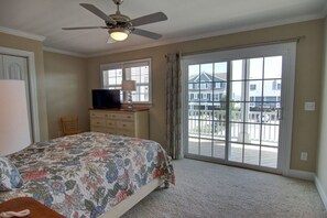 House, 4 Bedrooms | 4 bedrooms, free WiFi, bed sheets - Welcome  4 Bedroom Home by RedAwning (Supply)