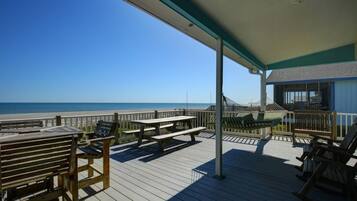 House, 4 Bedrooms | Outdoor dining
