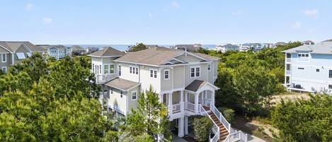 House, 5 Bedrooms | Exterior