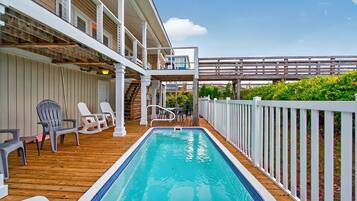 House, 4 Bedrooms | Pool
