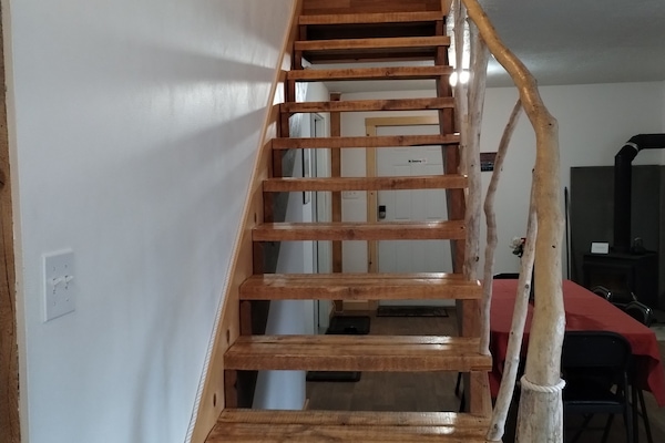 Individually decorated, individually furnished, desk, laptop workspace