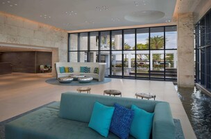 Premium bedding, in-room safe, desk, iron/ironing board