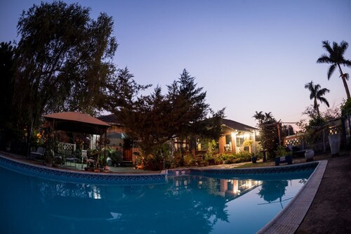 Jean Lee Bed & Breakfast