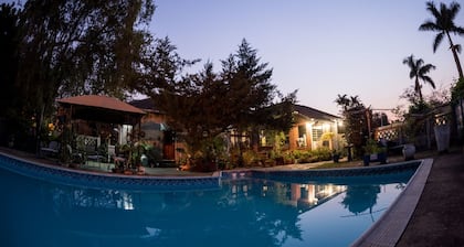 Jean Lee Bed & Breakfast