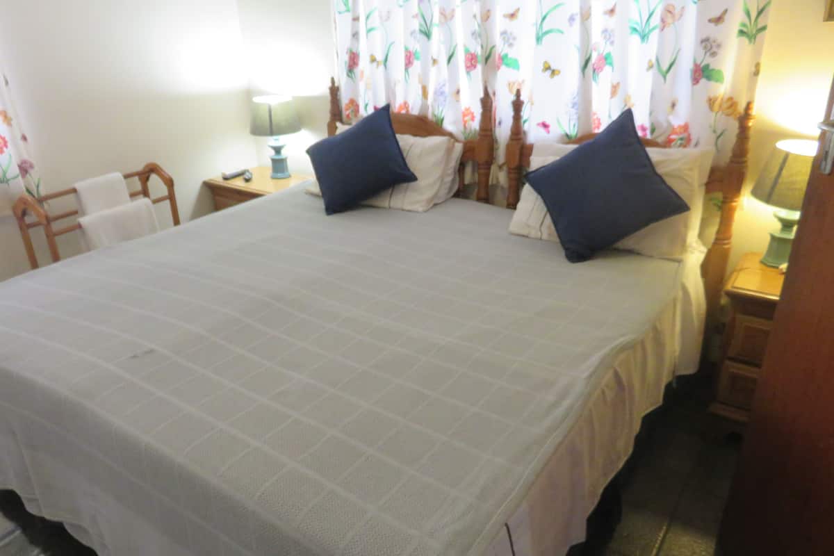 Departamento Confort (Ridge) | Ropa de cama de alta calidad y caja de seguridad en la habitación