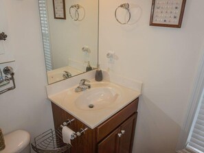 Duplex, 4 Bedrooms | Bathroom