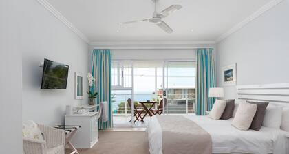 61 on Camps Bay