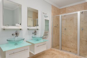 Room amenity - 61 on Camps Bay (Cape Town)