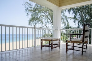 Three Bedroom Penthouse, Ocean View | 3 bedrooms, free WiFi, bed sheets