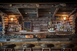 Restaurant - Great Pines (Old Forge)