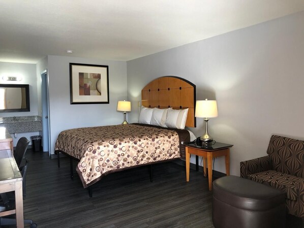 واي فاي مجانًا وملاءات أسرّة