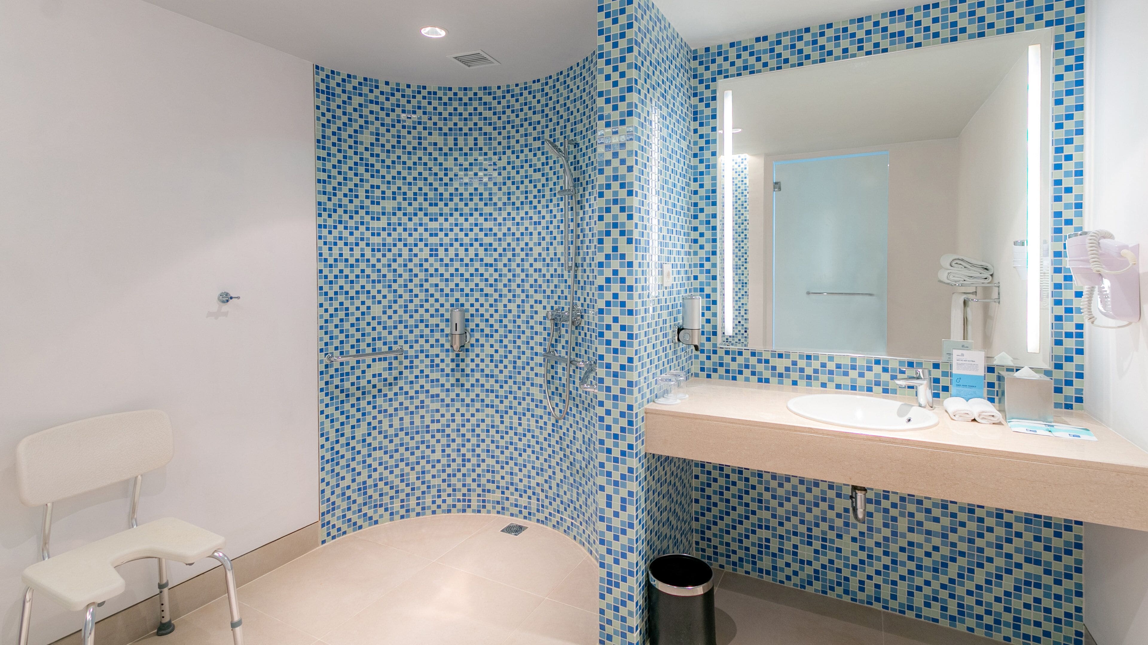 Foto - Holiday Inn Express Baruna Bali by IHG
