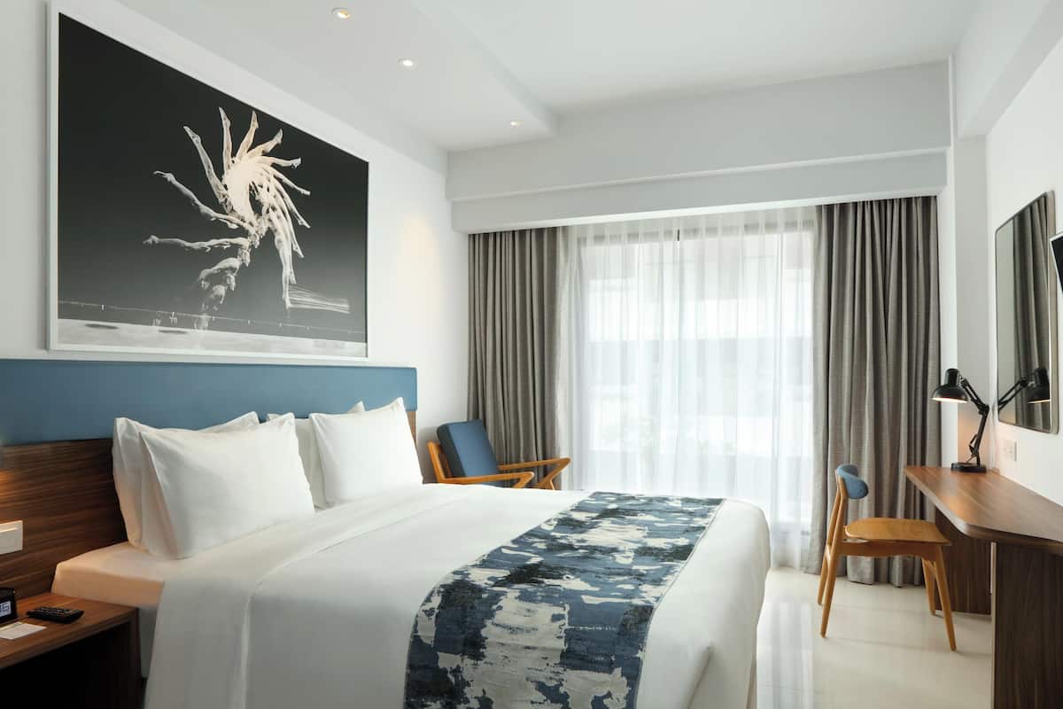 1 bedroom, minibar, in-room safe, desk