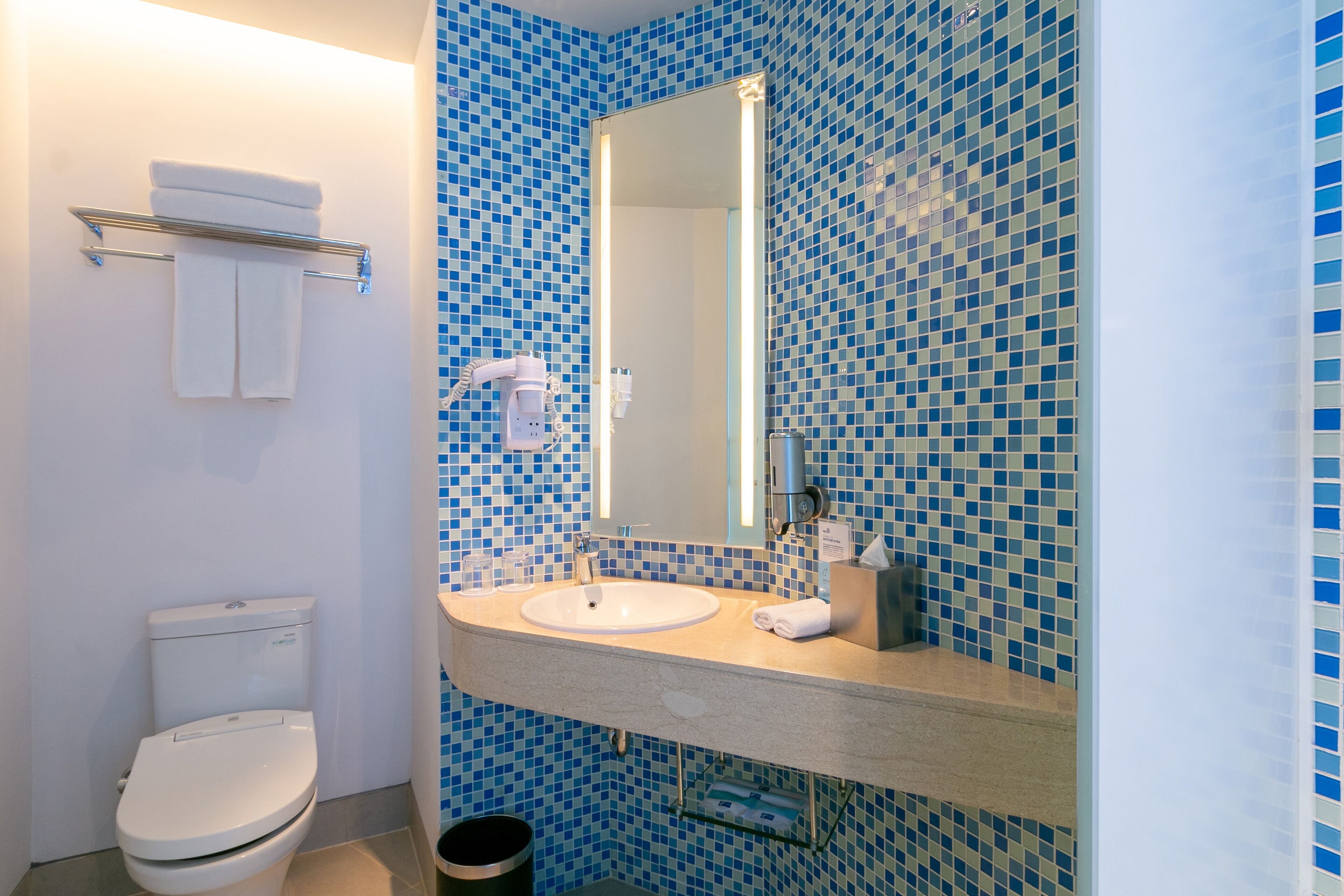 family room (with free breakfast) | bathroom | shower, hair dryer, slippers, towels