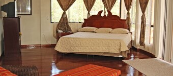 Hotel Oasis Bluefields