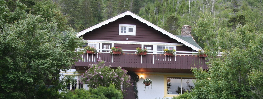 Northland Lodge by null