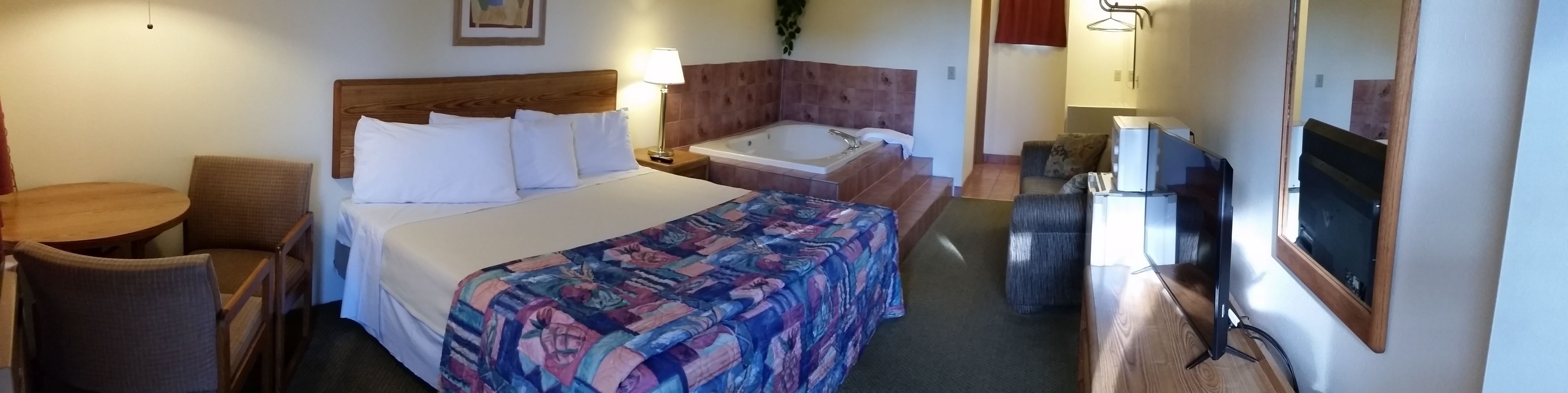 Phòng Suite, 1 giường cỡ king, bồn tắm thủy lực | Bàn, nôi/giường cho trẻ sơ sinh (phụ phí) 